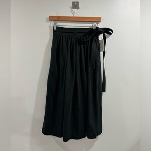 Elegant Black Midi Skirt